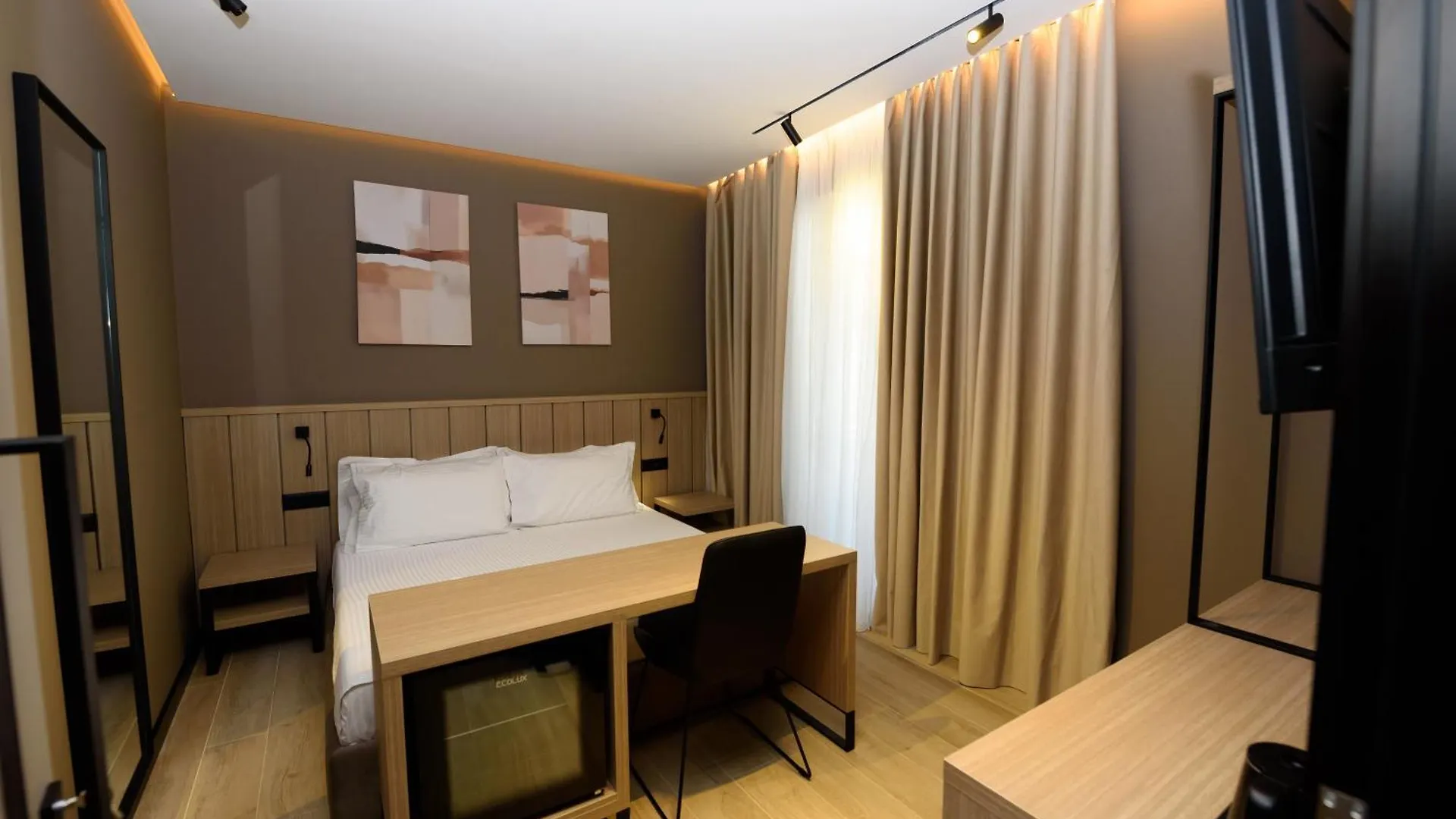 Bed & Breakfast Vlora Suits You Albanien